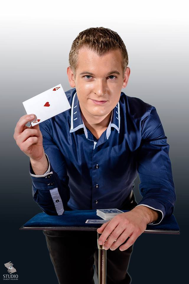 Clément Demangel magicien